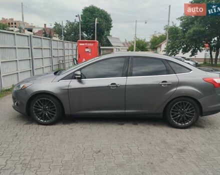 Форд Фокус 2013 у Львові на Automoto.ua Сірий Форд Фокус, об'ємом двигуна 2 л та пробігом 220 тис. км за 8000 $, фото 2 на Automoto.ua