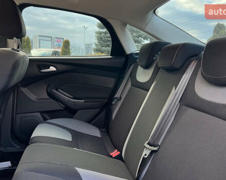 Серый Форд Фокус, объемом двигателя 1 л и пробегом 117 тыс. км за 6800 $, фото 20 на Automoto.ua