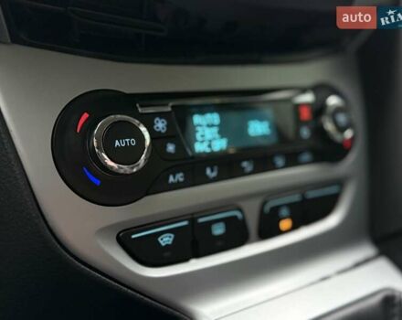 Серый Форд Фокус, объемом двигателя 1 л и пробегом 243 тыс. км за 5300 $, фото 16 на Automoto.ua