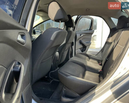 Серый Форд Фокус, объемом двигателя 2 л и пробегом 264 тыс. км за 6800 $, фото 22 на Automoto.ua