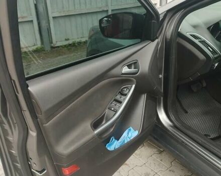 Форд Фокус 2013 у Львові на Automoto.ua Сірий Форд Фокус, об'ємом двигуна 2 л та пробігом 220 тис. км за 8000 $, фото 13 на Automoto.ua