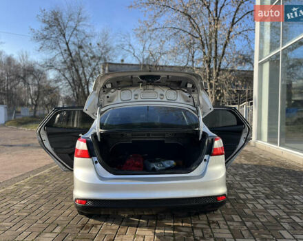Серый Форд Фокус, объемом двигателя 2 л и пробегом 264 тыс. км за 6800 $, фото 14 на Automoto.ua
