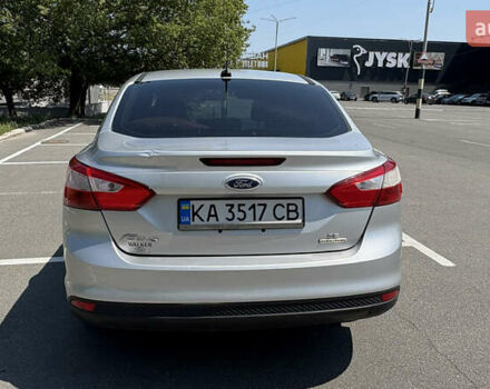 Сірий Форд Фокус, об'ємом двигуна 2 л та пробігом 265 тис. км за 6500 $, фото 4 на Automoto.ua