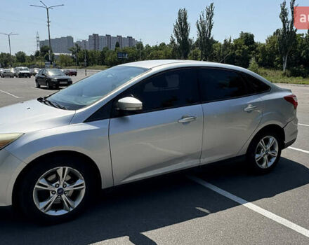 Сірий Форд Фокус, об'ємом двигуна 2 л та пробігом 265 тис. км за 6500 $, фото 2 на Automoto.ua