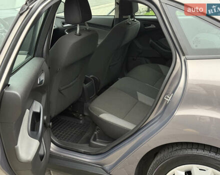 Серый Форд Фокус, объемом двигателя 1 л и пробегом 145 тыс. км за 6350 $, фото 36 на Automoto.ua
