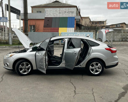 Сірий Форд Фокус, об'ємом двигуна 2 л та пробігом 234 тис. км за 6600 $, фото 48 на Automoto.ua
