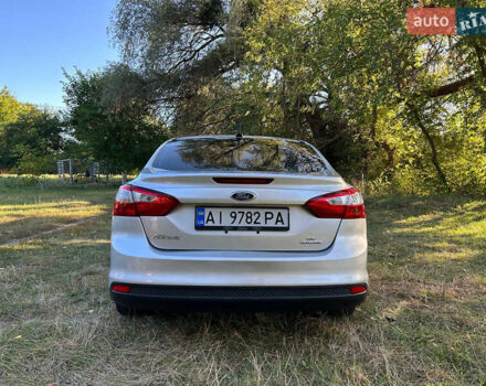 Сірий Форд Фокус, об'ємом двигуна 2 л та пробігом 191 тис. км за 7800 $, фото 5 на Automoto.ua