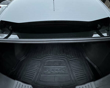 Серый Форд Фокус, объемом двигателя 2 л и пробегом 111 тыс. км за 7350 $, фото 14 на Automoto.ua