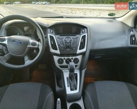 Сірий Форд Фокус, об'ємом двигуна 2 л та пробігом 183 тис. км за 7999 $, фото 12 на Automoto.ua