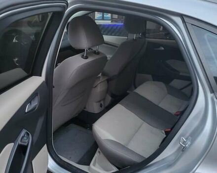 Сірий Форд Фокус, об'ємом двигуна 2 л та пробігом 130 тис. км за 7200 $, фото 5 на Automoto.ua