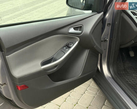 Серый Форд Фокус, объемом двигателя 1 л и пробегом 145 тыс. км за 6350 $, фото 37 на Automoto.ua