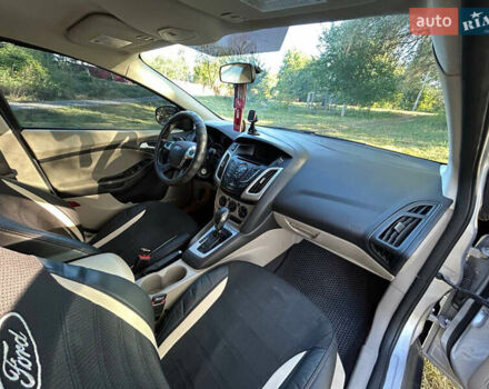 Сірий Форд Фокус, об'ємом двигуна 2 л та пробігом 191 тис. км за 7800 $, фото 18 на Automoto.ua