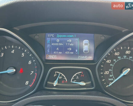 Серый Форд Фокус, объемом двигателя 2 л и пробегом 260 тыс. км за 7000 $, фото 3 на Automoto.ua