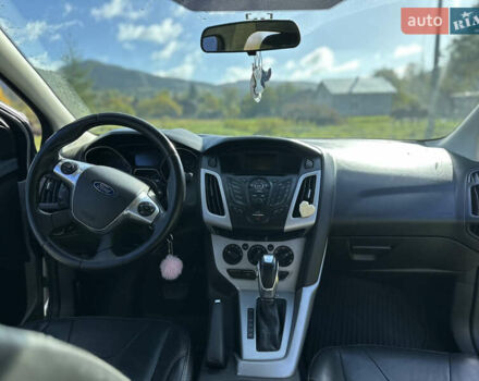 Серый Форд Фокус, объемом двигателя 2 л и пробегом 260 тыс. км за 7000 $, фото 10 на Automoto.ua