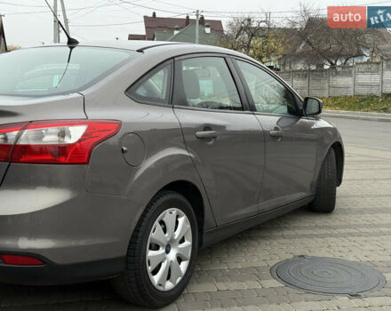 Серый Форд Фокус, объемом двигателя 1 л и пробегом 145 тыс. км за 6350 $, фото 23 на Automoto.ua