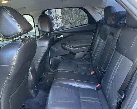 Серый Форд Фокус, объемом двигателя 2 л и пробегом 260 тыс. км за 7000 $, фото 13 на Automoto.ua