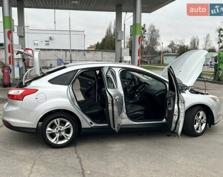 Сірий Форд Фокус, об'ємом двигуна 2 л та пробігом 234 тис. км за 6600 $, фото 45 на Automoto.ua