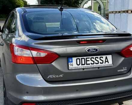 Сірий Форд Фокус, об'ємом двигуна 2 л та пробігом 147 тис. км за 9301 $, фото 3 на Automoto.ua