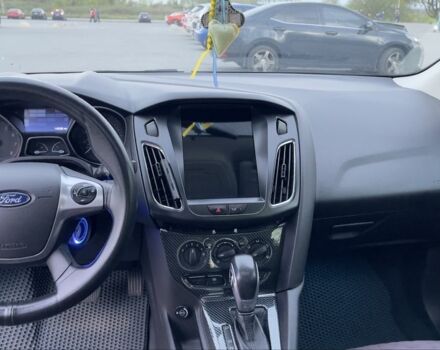 Серый Форд Фокус, объемом двигателя 2 л и пробегом 140 тыс. км за 8900 $, фото 8 на Automoto.ua