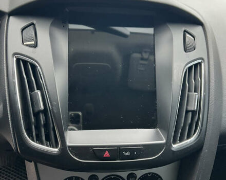 Сірий Форд Фокус, об'ємом двигуна 2 л та пробігом 234 тис. км за 6600 $, фото 31 на Automoto.ua