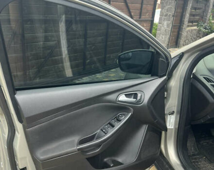 Форд Фокус 2015 в Гайсине на Automoto.ua Серый Форд Фокус, объемом двигателя 2 л и пробегом 155 тыс. км за 8500 $, фото 6 на Automoto.ua