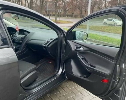 Сірий Форд Фокус, об'ємом двигуна 2 л та пробігом 160 тис. км за 7999 $, фото 12 на Automoto.ua