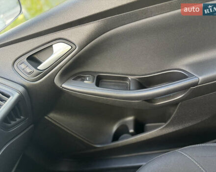 Серый Форд Фокус, объемом двигателя 2 л и пробегом 83 тыс. км за 9200 $, фото 19 на Automoto.ua
