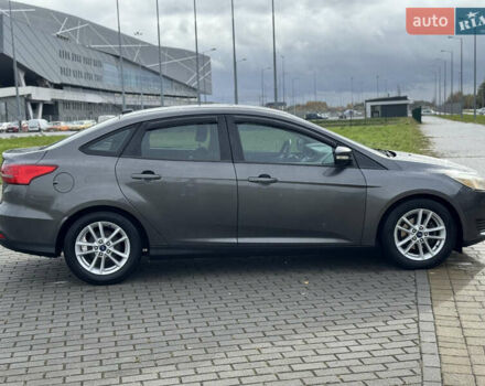 Форд Фокус 2015 в Львове на Automoto.ua Серый Форд Фокус, объемом двигателя 2 л и пробегом 123 тыс. км за 7600 $, фото 3 на Automoto.ua