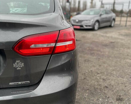 Серый Форд Фокус, объемом двигателя 2 л и пробегом 175 тыс. км за 6500 $, фото 10 на Automoto.ua