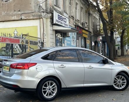 Сірий Форд Фокус, об'ємом двигуна 2 л та пробігом 83 тис. км за 9500 $, фото 6 на Automoto.ua