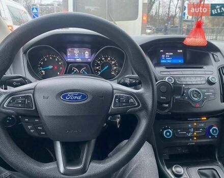 Сірий Форд Фокус, об'ємом двигуна 2 л та пробігом 160 тис. км за 7999 $, фото 8 на Automoto.ua