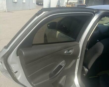 Сірий Форд Фокус, об'ємом двигуна 2 л та пробігом 107 тис. км за 9000 $, фото 12 на Automoto.ua