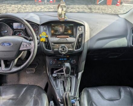 Серый Форд Фокус, объемом двигателя 2 л и пробегом 198 тыс. км за 8500 $, фото 9 на Automoto.ua