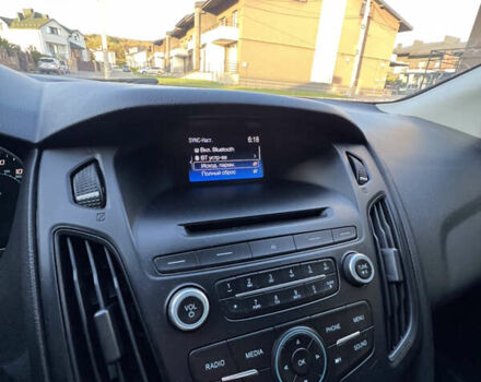 Серый Форд Фокус, объемом двигателя 1 л и пробегом 218 тыс. км за 6800 $, фото 11 на Automoto.ua