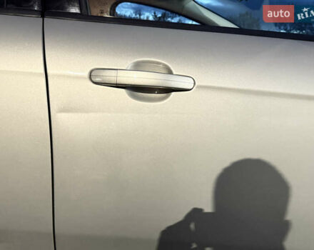 Серый Форд Фокус, объемом двигателя 2.01 л и пробегом 157 тыс. км за 7777 $, фото 7 на Automoto.ua