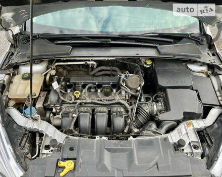 Сірий Форд Фокус, об'ємом двигуна 2 л та пробігом 157 тис. км за 8100 $, фото 41 на Automoto.ua