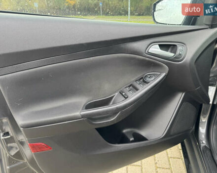 Форд Фокус 2015 в Львове на Automoto.ua Серый Форд Фокус, объемом двигателя 2 л и пробегом 123 тыс. км за 7600 $, фото 8 на Automoto.ua
