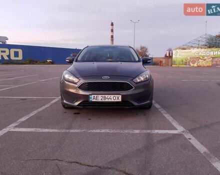 Форд Фокус 2015 в Днепре (Днепропетровске) на Automoto.ua Серый Форд Фокус, объемом двигателя 2 л и пробегом 259 тыс. км за 7800 $, фото 18 на Automoto.ua
