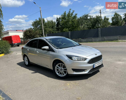 Форд Фокус 2015 у Києві на Automoto.ua Сірий Форд Фокус, об'ємом двигуна 2 л та пробігом 210 тис. км за 9000 $, фото 3 на Automoto.ua