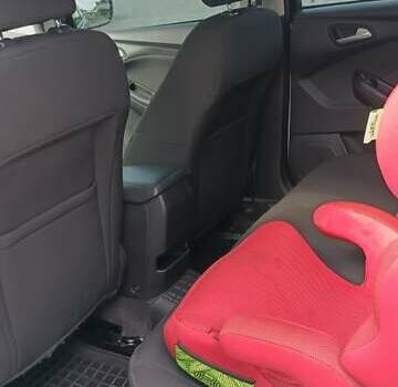 Серый Форд Фокус, объемом двигателя 2 л и пробегом 94 тыс. км за 7800 $, фото 6 на Automoto.ua