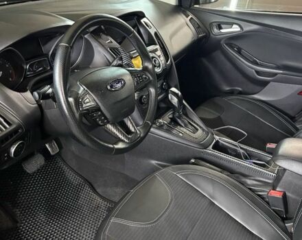 Сірий Форд Фокус, об'ємом двигуна 2 л та пробігом 206 тис. км за 8300 $, фото 4 на Automoto.ua