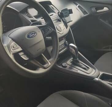 Форд Фокус 2015 у Києві на Automoto.ua Сірий Форд Фокус, об'ємом двигуна 2 л та пробігом 200 тис. км за 7800 $, фото 5 на Automoto.ua