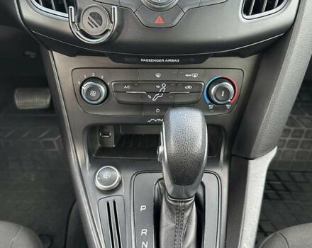 Форд Фокус 2015 у Буче на Automoto.ua Сірий Форд Фокус, об'ємом двигуна 2 л та пробігом 175 тис. км за 7500 $, фото 30 на Automoto.ua