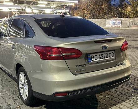 Сірий Форд Фокус, об'ємом двигуна 2 л та пробігом 157 тис. км за 7333 $, фото 3 на Automoto.ua