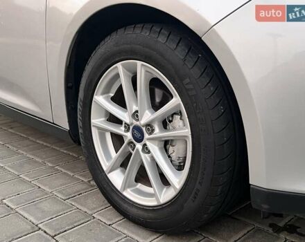 Сірий Форд Фокус, об'ємом двигуна 2 л та пробігом 250 тис. км за 6999 $, фото 39 на Automoto.ua