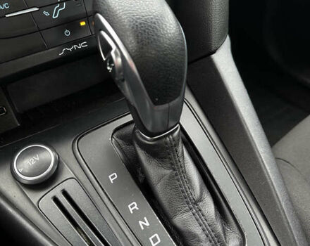 Серый Форд Фокус, объемом двигателя 2 л и пробегом 175 тыс. км за 6500 $, фото 19 на Automoto.ua