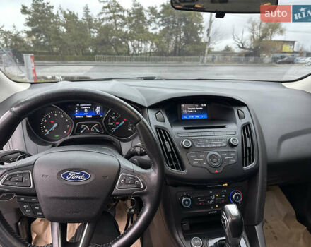 Серый Форд Фокус, объемом двигателя 2 л и пробегом 184 тыс. км за 9300 $, фото 9 на Automoto.ua