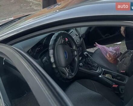 Серый Форд Фокус, объемом двигателя 2 л и пробегом 160 тыс. км за 8000 $, фото 5 на Automoto.ua