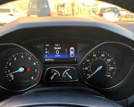 Серый Форд Фокус, объемом двигателя 2 л и пробегом 223 тыс. км за 7700 $, фото 3 на Automoto.ua