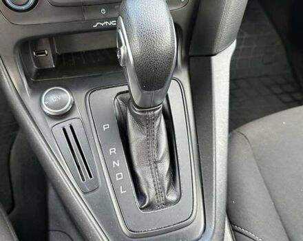 Форд Фокус 2015 у Буче на Automoto.ua Сірий Форд Фокус, об'ємом двигуна 2 л та пробігом 175 тис. км за 7500 $, фото 21 на Automoto.ua